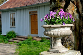  Nästegården Bed & Breakfast  Фалчёпинг